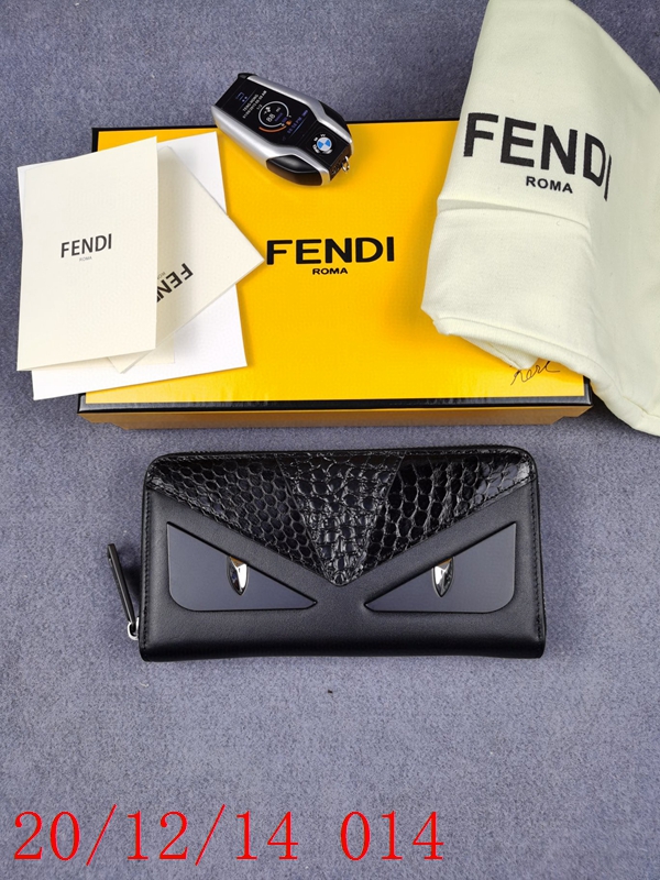 超激安ブランド財布偽物正面デザイン